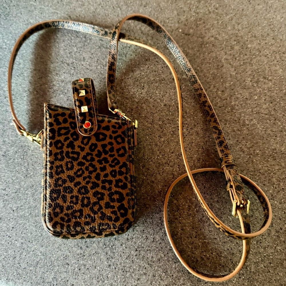 Bandolier “Emma” crossbody phone holder